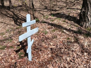 Wiosenne porządki na cmentarzach wojennych z czasów I wojny światowej w Kamionie nad Rawką, 